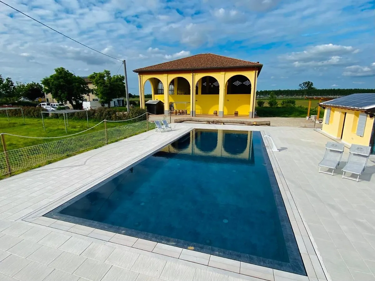 Alloggio per agriturismo Corte Galvana Cento