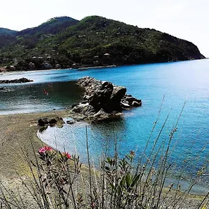 Oasi Felice Apartment Levanto